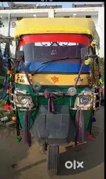 सीएनजी है और बढ़िया है