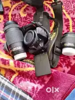 निकॉन डीएसएलआर D5600 कैमरा बेचना है