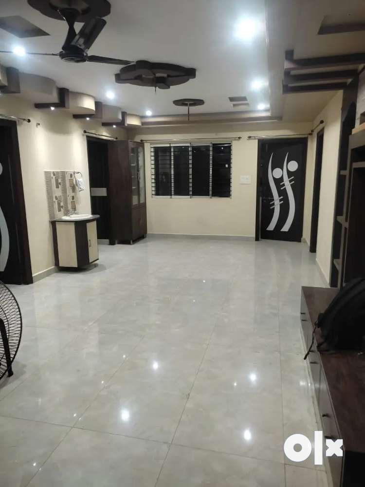 For rent good 3 3bhk apartment