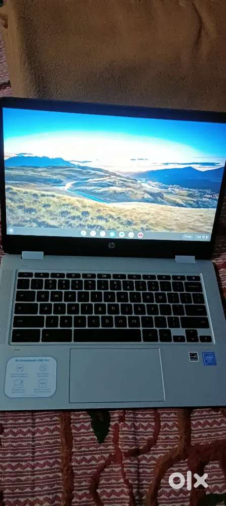 Hp chrome book touch screen hd display 4/64