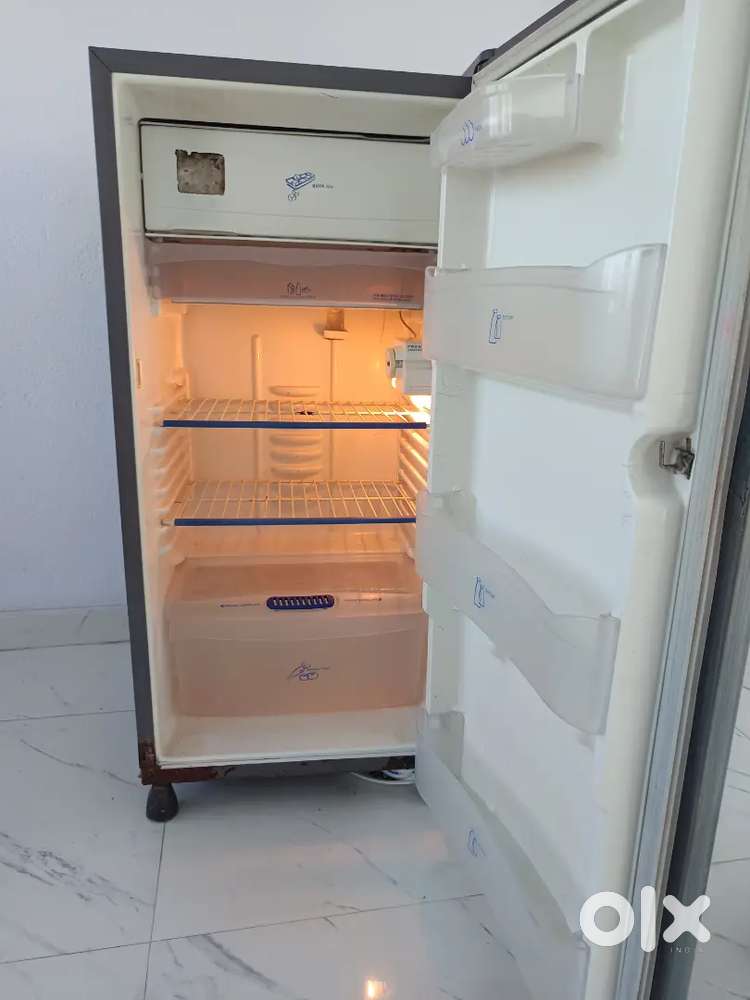Single Door refrigerator whirlpool