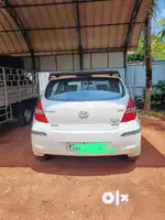 Hyundai i20 2011 Diesel Well Maintained new toyor tuch screen