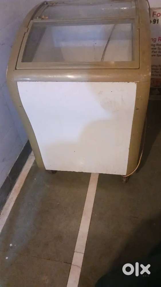 Deep freezer fridge 150liters