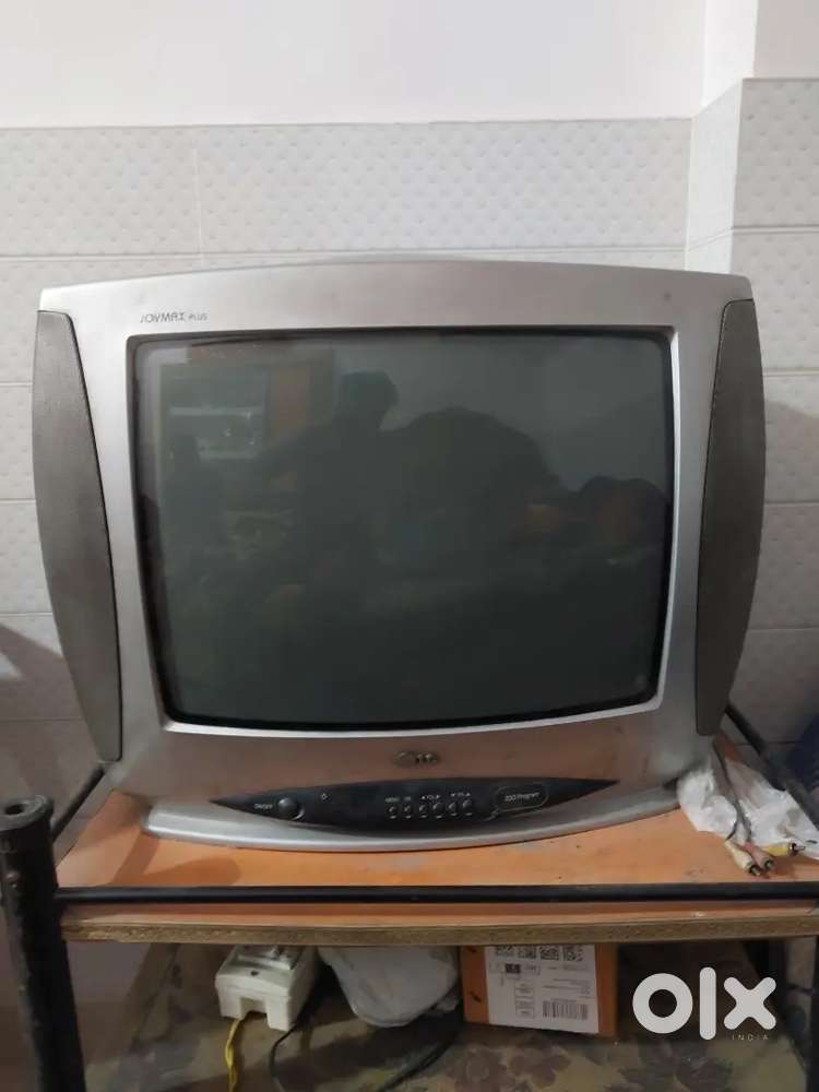 LG 21 Inch TV – Strong Sound & Clear Display Joymax Plus