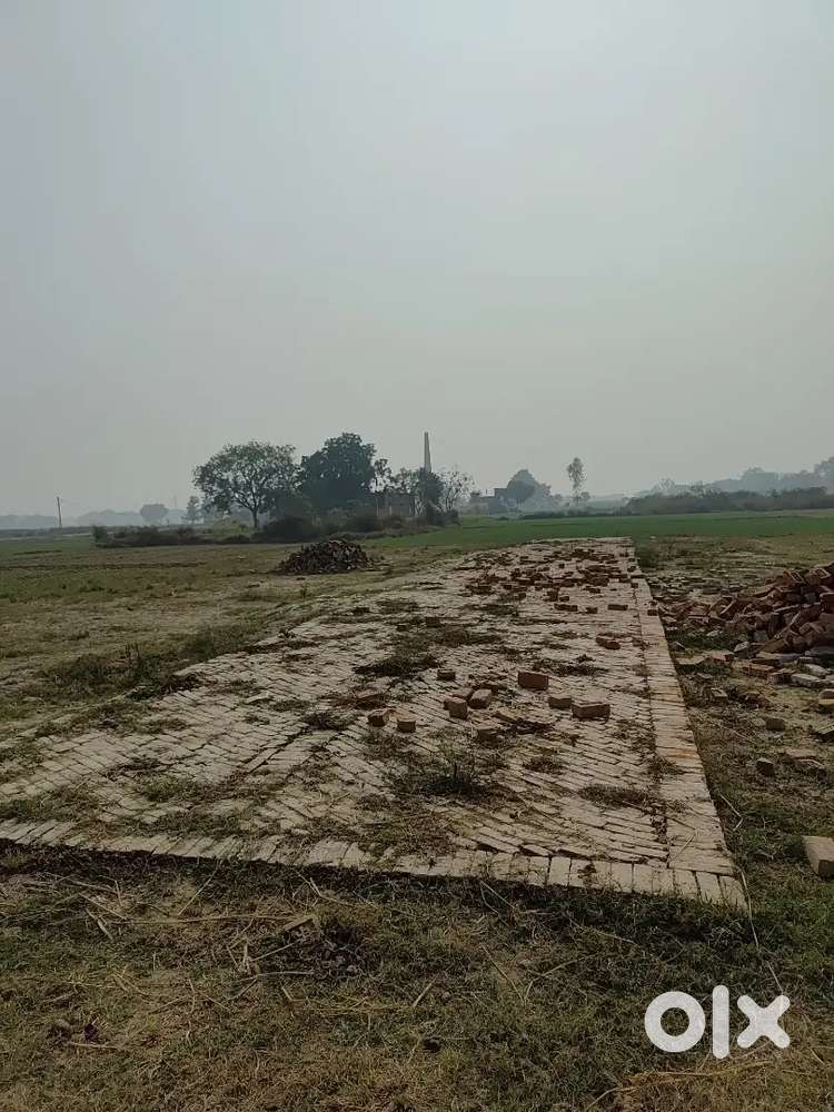 Near by Umanath Singh Medical college