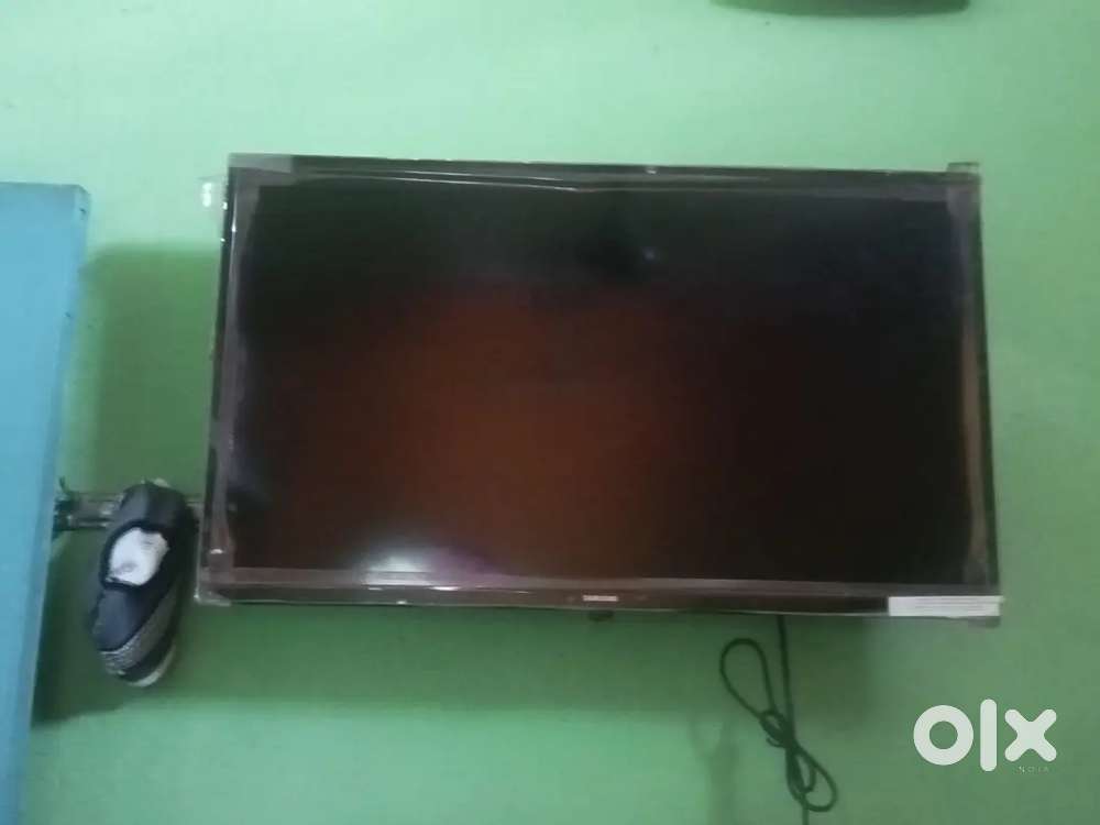 স্মার্ট টিভি স্যামসুং ৩২ ইঞ্চি