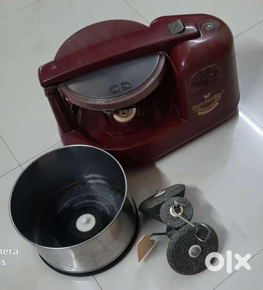 Butterfly wet grinder in working condition