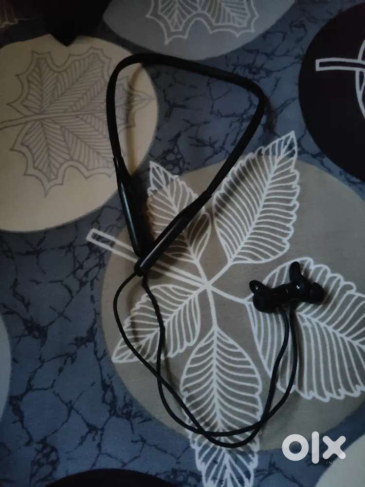 Oppo neckband Earphones