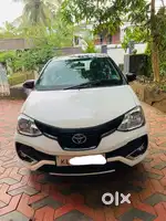 Toyota Etios Liva 1.2 V Dual Tone, 2019, Petrol