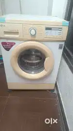 LG washing machine 6 kg front load 8 years old