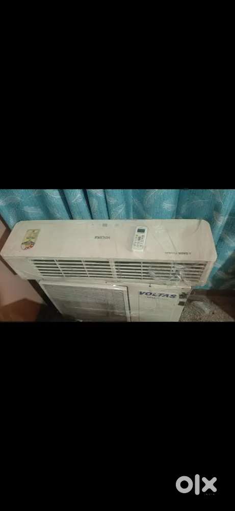 Voltas 1.5 ton split non inverter ac 3 star
