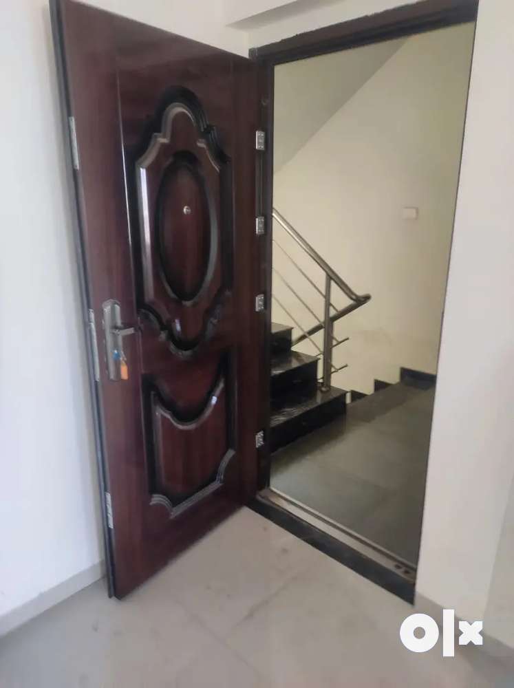 02 bhk Flat rent at Manish Nagar..For bachelor IT employees or Family