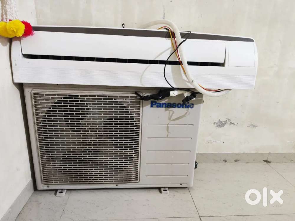 Panasonic AC 1.5 tan  with inverter