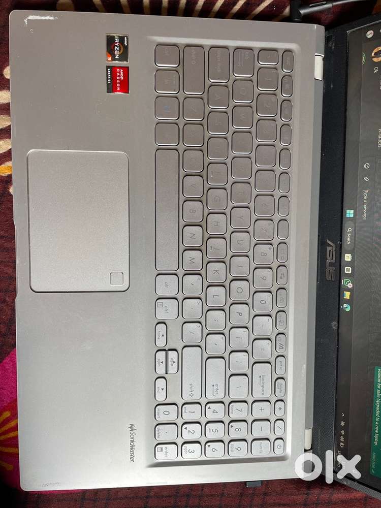 Asus Vivobook 15 Ryzen3 l 8GB RAM 256GB SSD l 15 inch l Great Conditin