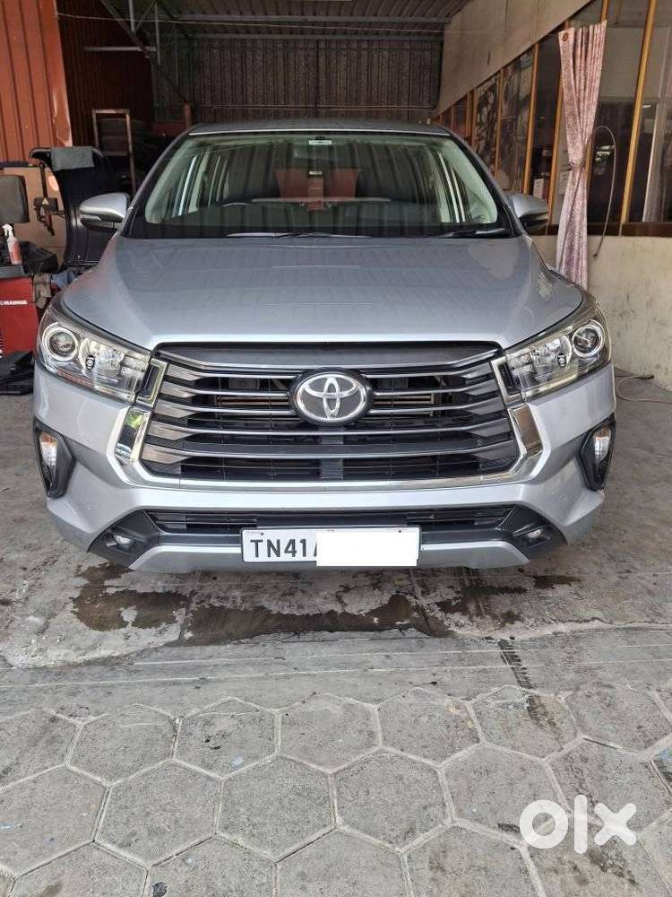 Toyota Innova Crysta 2.4 V 8 STR, 2022, Diesel