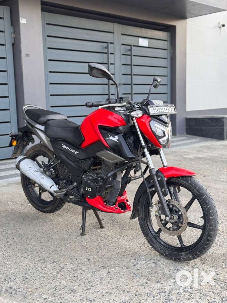 Tvs raider 2023 16000 kms