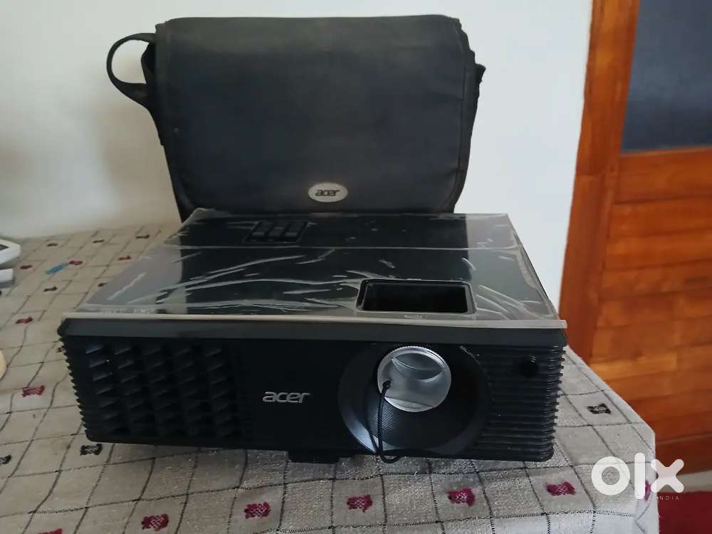 ACER PROJECTOR