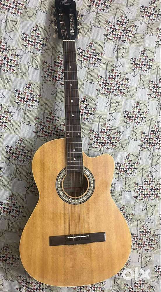 Guitar FOR SALE