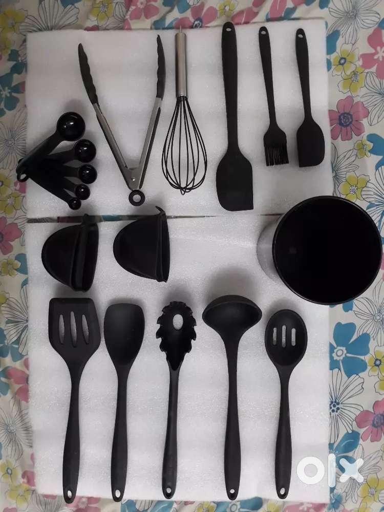 Kitchen tool kit for baking and cooking