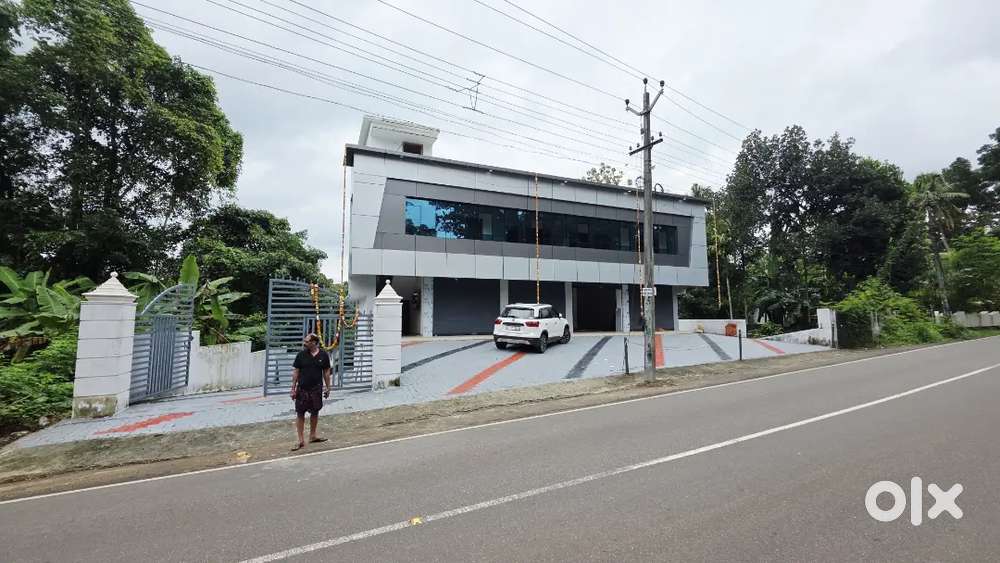 Shop Space and Flat for Rent - Main Kottayam Kozhencherry Road