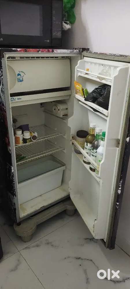 Old fridge whirlpool 165 liters