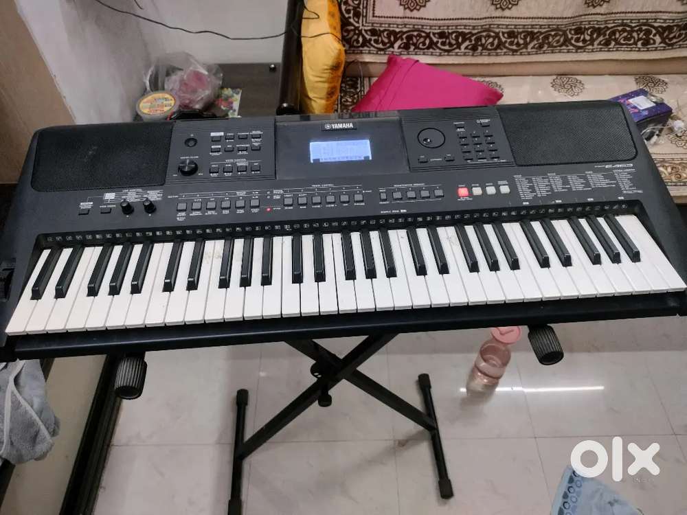 Yamah keyboard