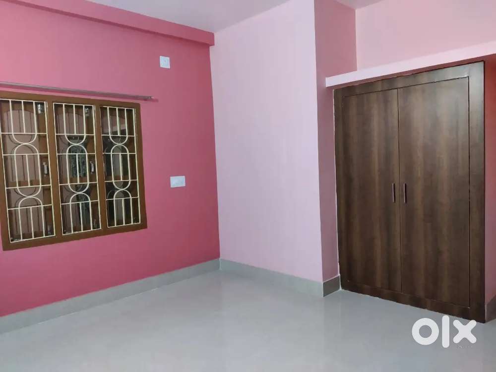 Flatmate required (Working ladies)