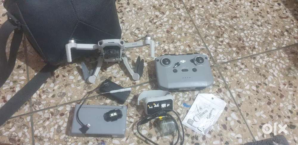 Dji mine 2 fly more combo and free accessory like light etc.