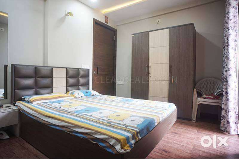 4 BHK Sarthak Era For Sell in Sargasan