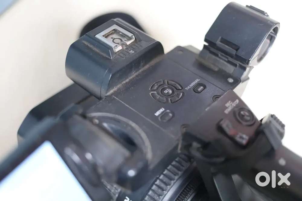 Sony Nx100 one hand use