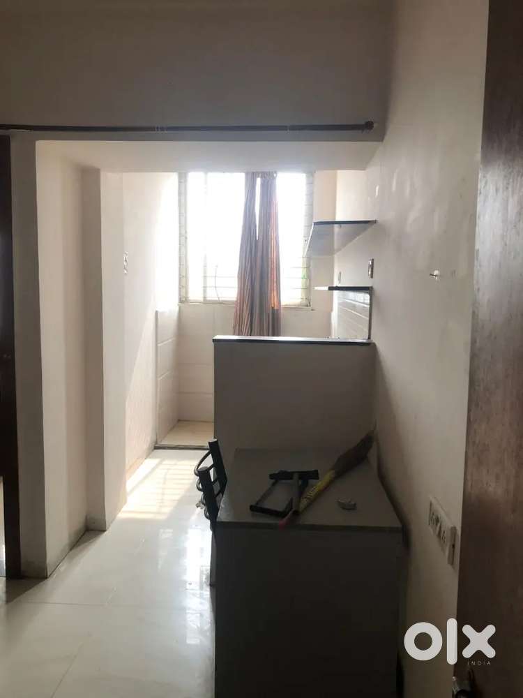 Semi furnished, independent flats and rooms