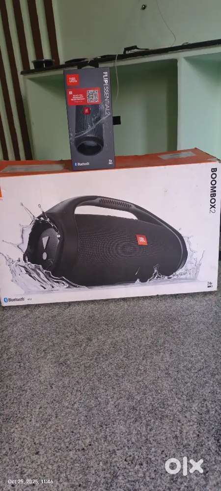 JBL BOOMBOX 2 AND ESSENTIAL 2 SPEAKER