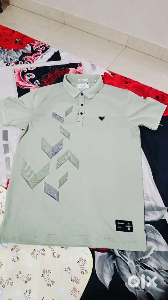 Man T-shirt