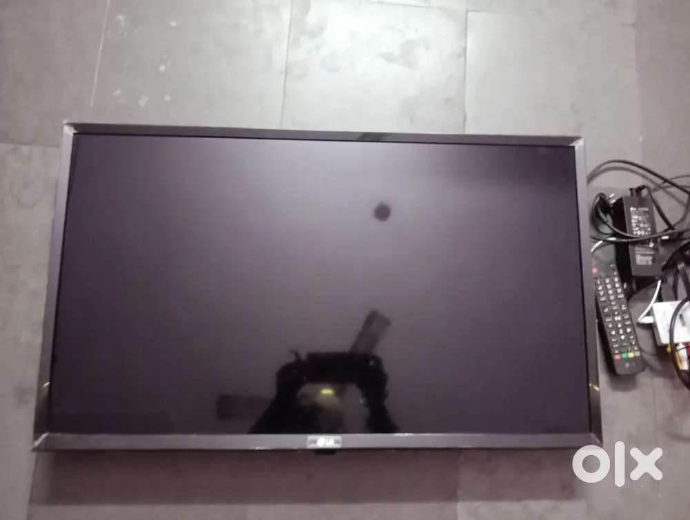 LG_32 inch TV brand/ for sale brand . Non smart