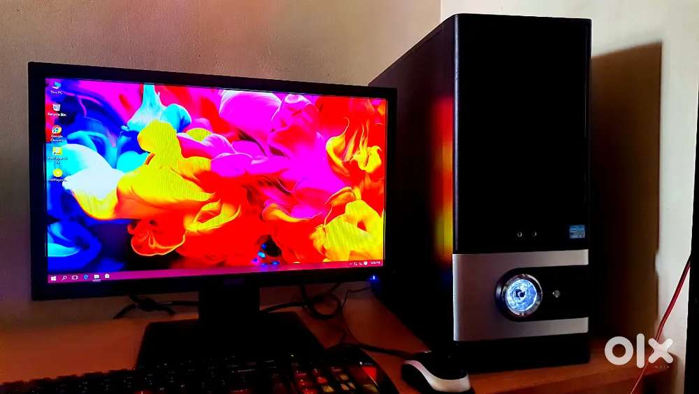 19 inches led monitor i3 2nd generation 4gb ram 320 gb hardisk key+mou