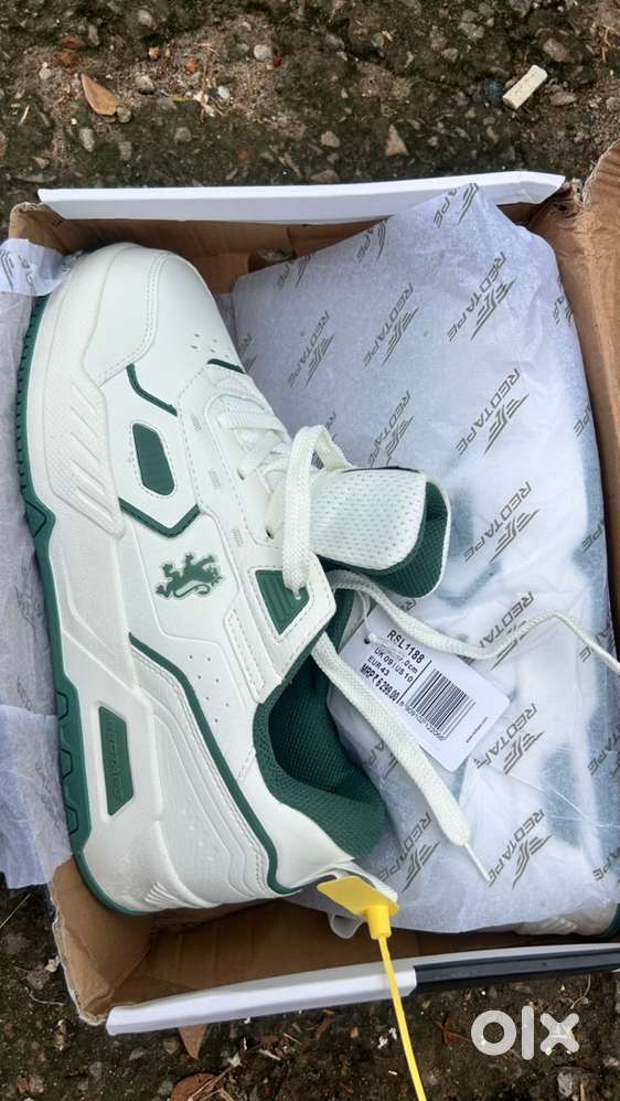 Redtape White Sneaker Shoe