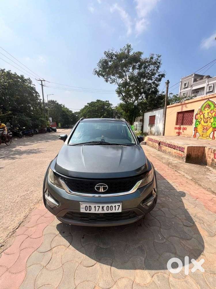 Tata Hexa 2.2 XTA 4X2 7 STR, 2017, Diesel