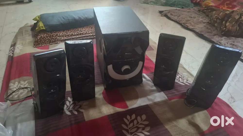 Sound box (home theatre)