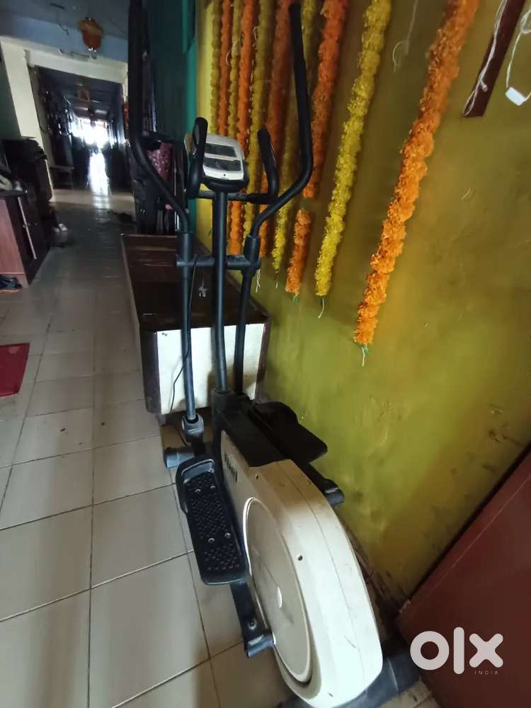 FUEL Elliptical cardio workout equipment