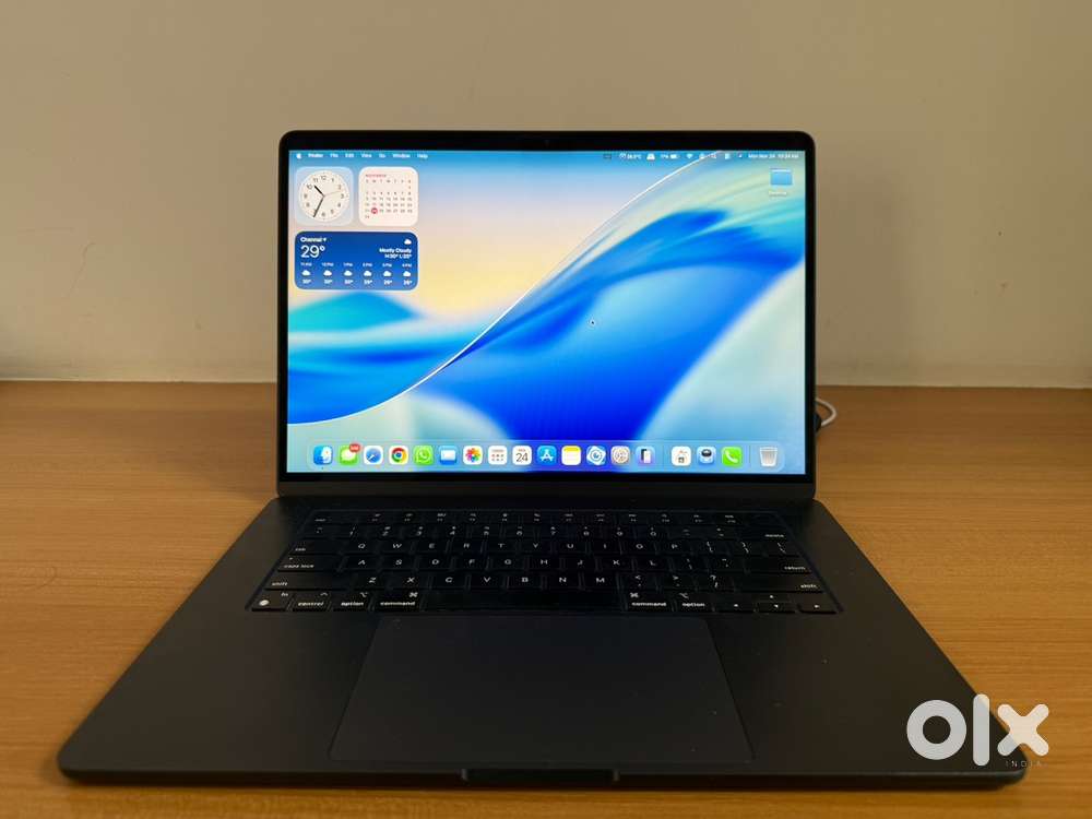 Macbook Air M2 15 inch