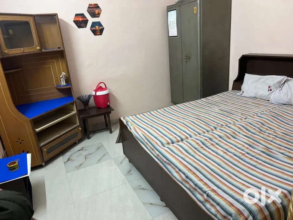 Ground floor 1 bad 2500 rs