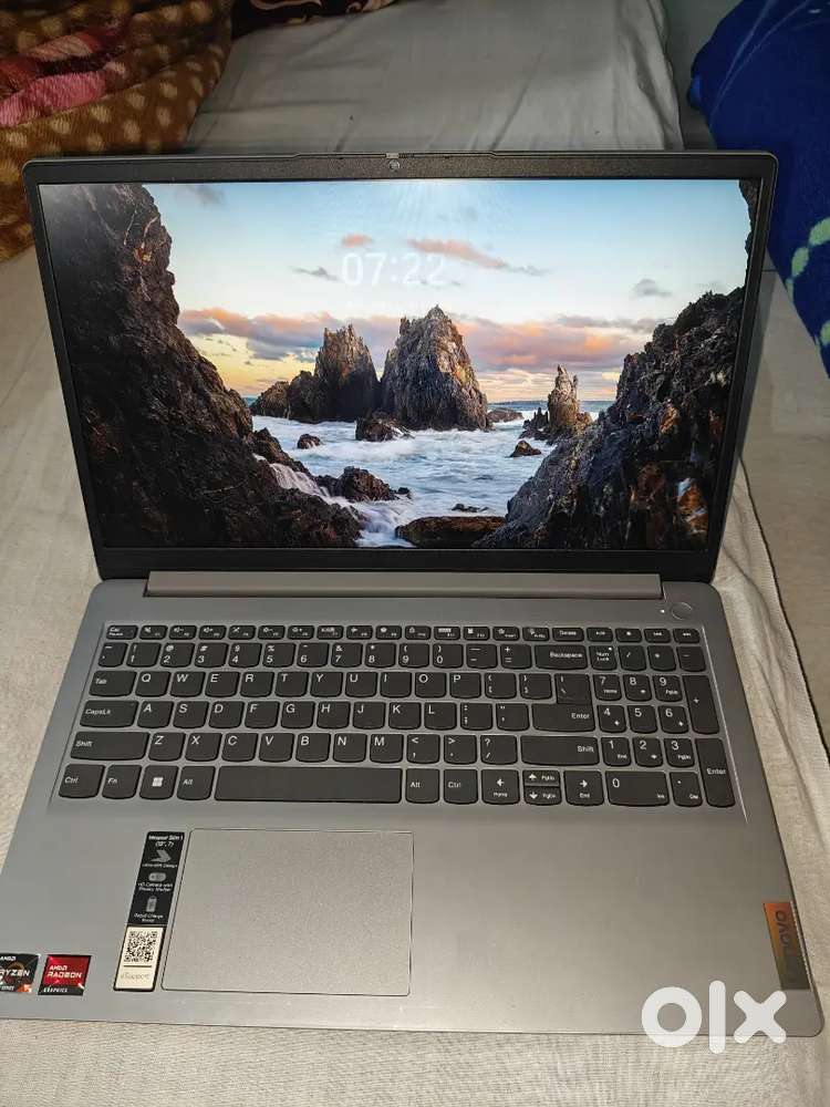 Lenovo laptop ryzen 7