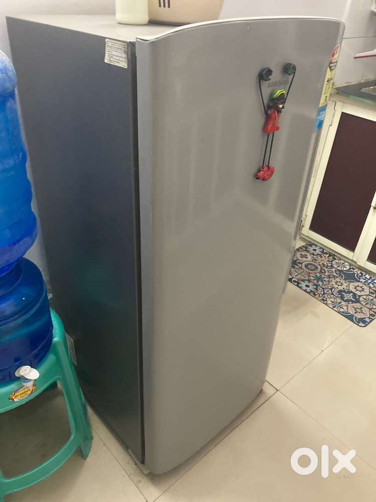 Samaung Fridge 183 LTR