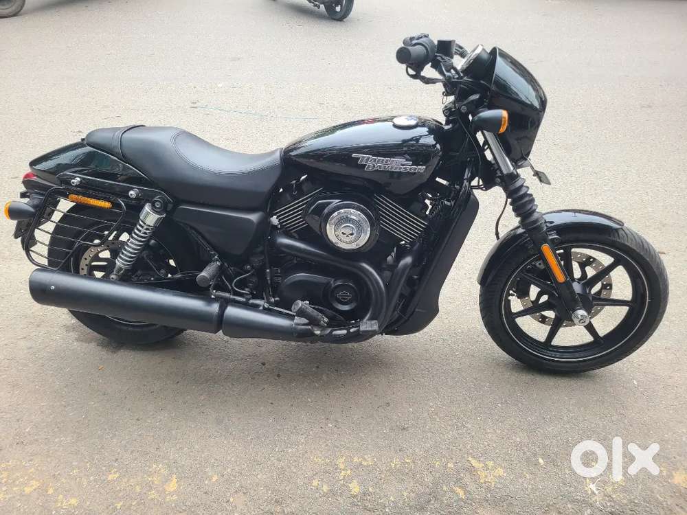 HARLEY DAVIDSON STREET 750