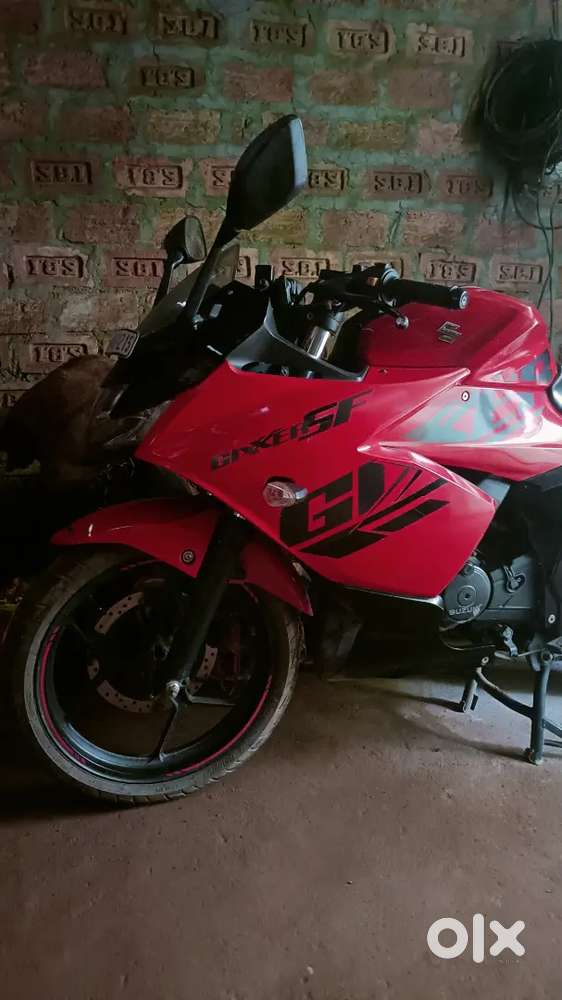 Gixxer sf very good condition