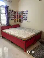 2 single beds with mattress