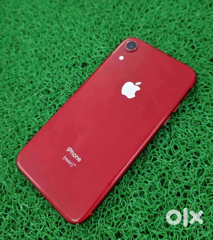 Ak mobiles iPhone xr 64gb battery health 83%