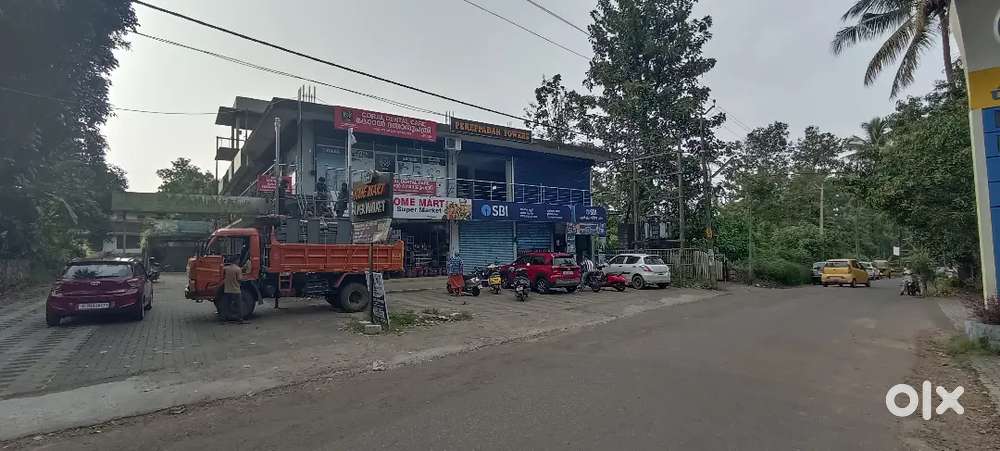 4500 Sqft ഗോഡൗൺ വാടകക്ക് അങ്കമാലി പുളിയനം ജംഗ്ഷനിൽ