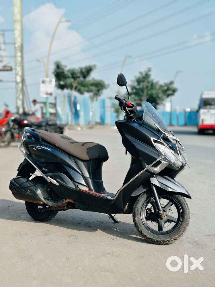 Suzuki Burgman 125 First Owner All paper clear 0 Fine