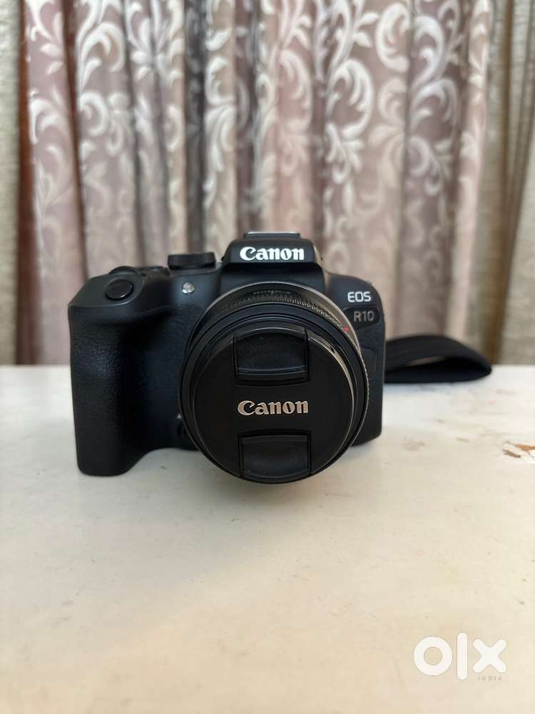 Canon EOS R10 – Excellent Condition +kit lence (18 -45)  Extra Battery